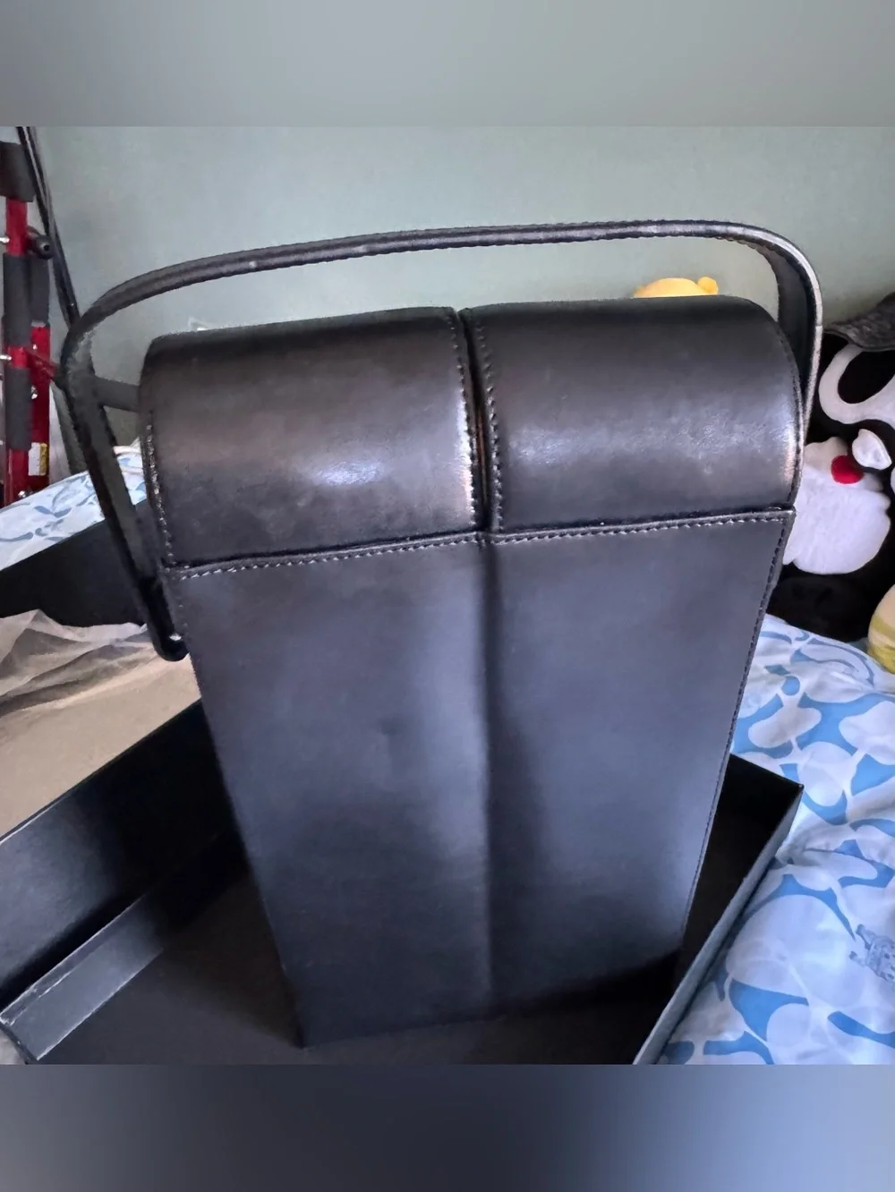 Executive black leather two bottle travel carrier case